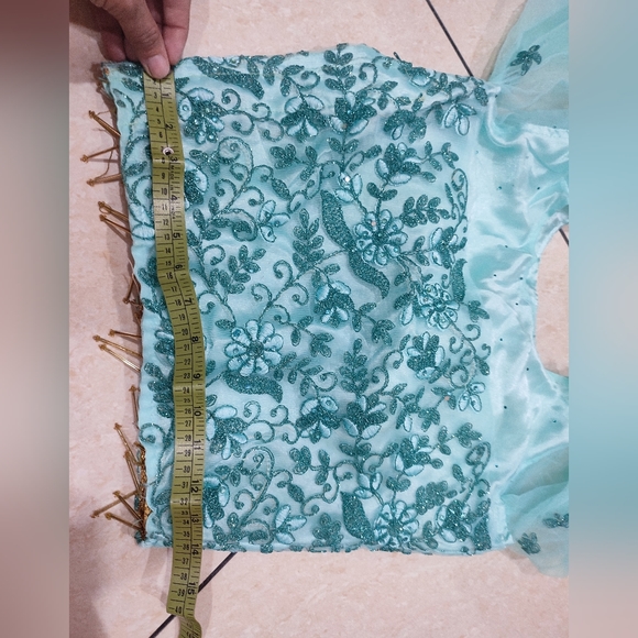 Crop top - Picture 9 of 12